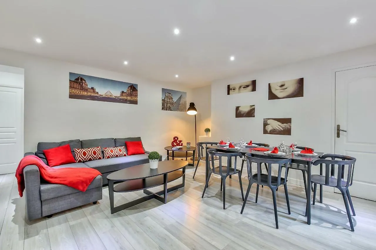 03 - Flat In Montorgueil Apartment Paris