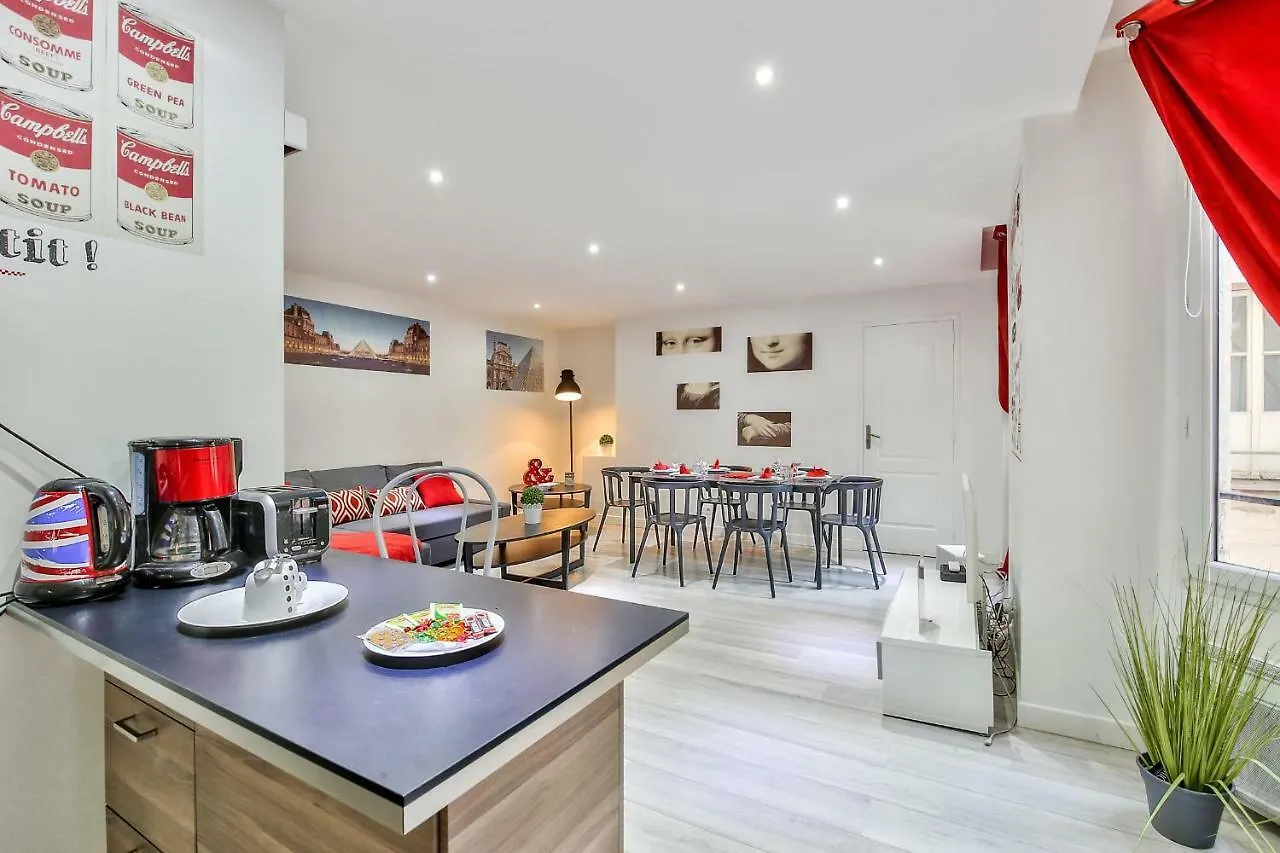 03 - Flat In Montorgueil شقة باريس